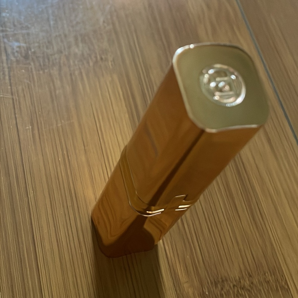 L;Oreal Colour Riche lipstick 171 NU CONFIDENT - Picture 8 of 8